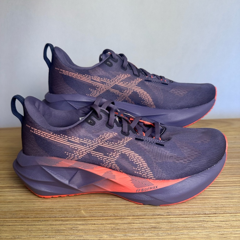 ASICS Novablast 5.0 - Women’s 8 - Purple/Coral